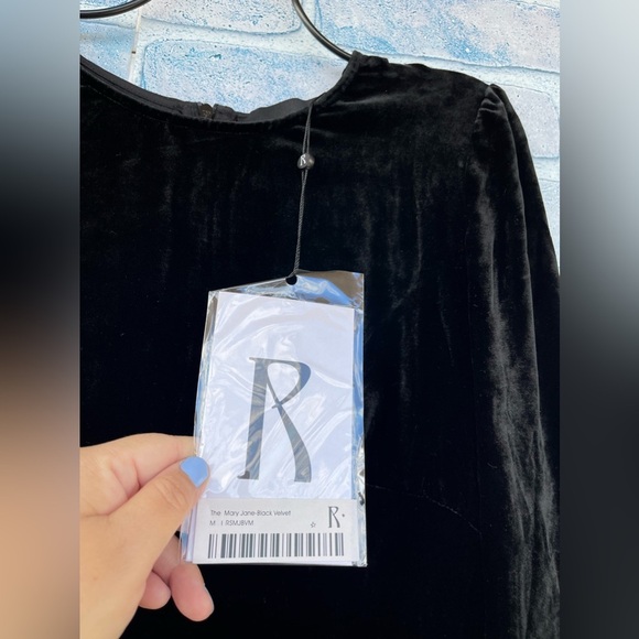 realisation par the mary jane crushed velvet dress size medium NWT - Picture 9 of 14